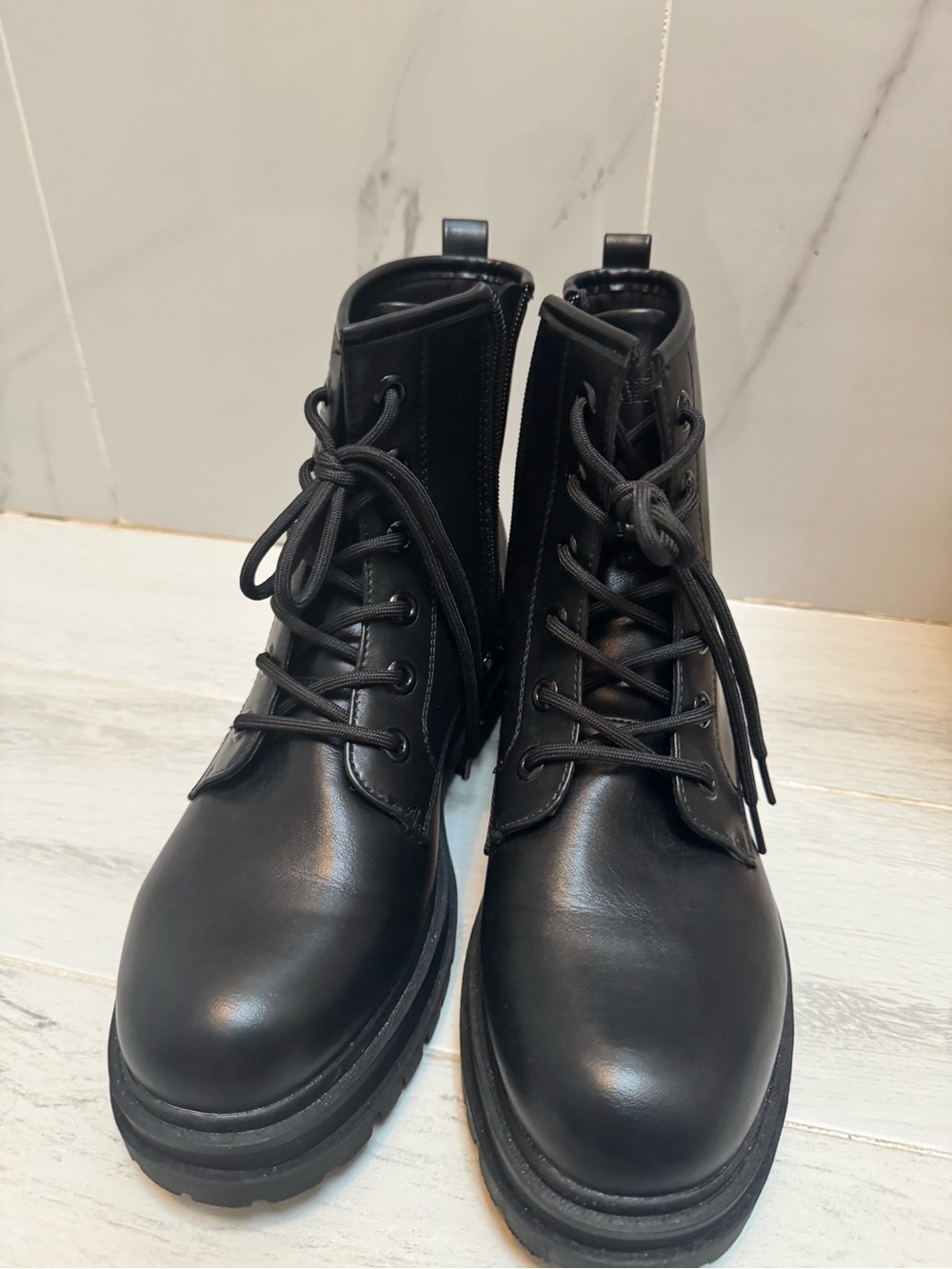 Dream Pairs Women's Black Lace-Up Combat Boots